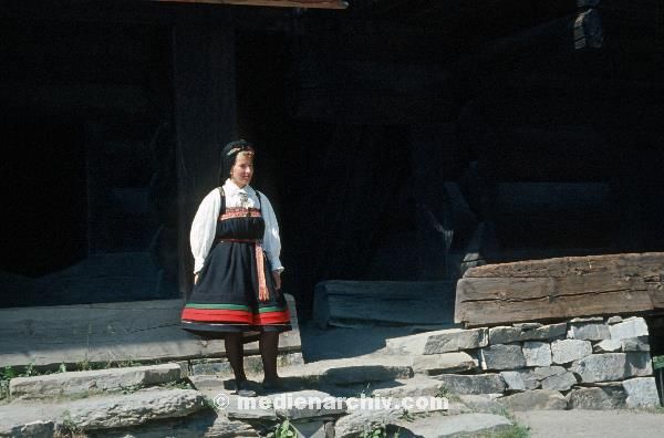 1967. Skandinavien. Norwegen
1967. Skandinavien. Norwegen
Schlüsselwörter: 1967;Norway;Norwegen;Skandinavien