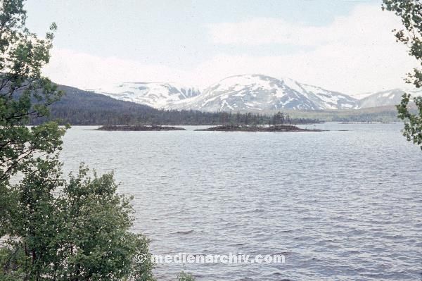 1967. Skandinavien. Norwegen
1967. Skandinavien. Norwegen
Schlüsselwörter: 1967;Norway;Norwegen;Skandinavien