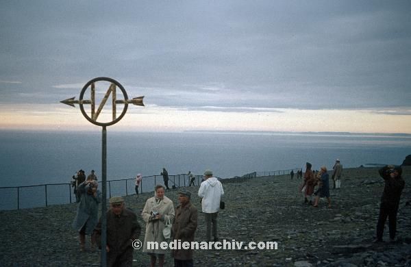 1967. Skandinavien. Norwegen. Nordkap. Atlantik. Meer
1967. Skandinavien. Norwegen. Nordkap. Atlantik. Meer
Schlüsselwörter: 1967;Atlantik;Meer;Nordkap;Norway;Norwegen;Skandinavien