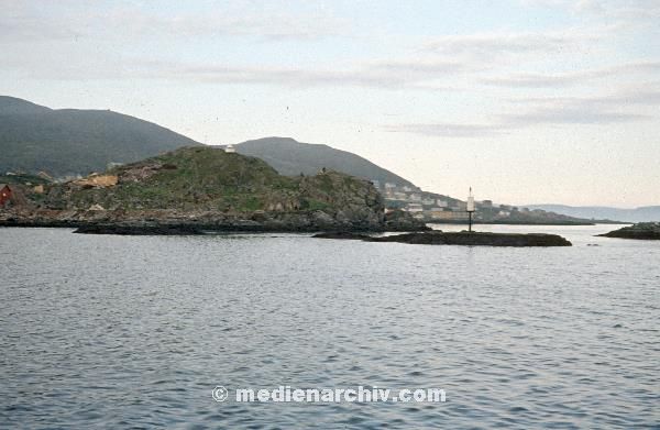 1967. Skandinavien. Norwegen. Meer. Atlantik. Küste
1967. Skandinavien. Norwegen. Meer. Atlantik. Küste
Schlüsselwörter: 1967;Atlantik;Küste;Meer;Norway;Norwegen;Skandinavien