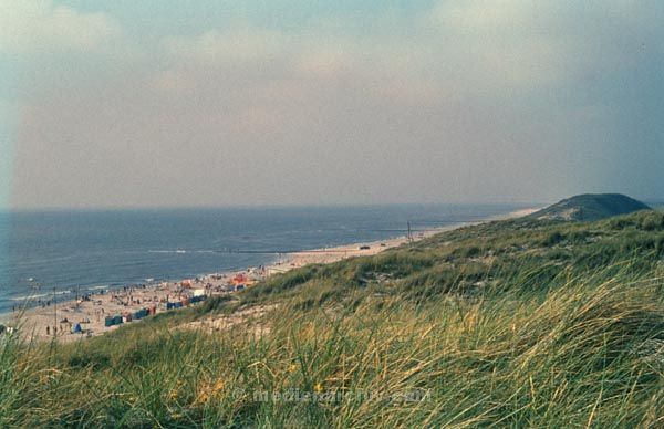 1962. Niederlande. Holland.
1962. Niederlande. Holland.
Schlüsselwörter: 1962;Holland;Meer;Niederlande;Strand