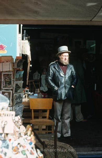1974. Niederlande. Holland. Flohmarkt in Amsterdam
1974. Niederlande. Holland. Flohmarkt in Amsterdam
Schlüsselwörter: 1974;Niederlande;Holland;Flohmarkt;Amsterdam