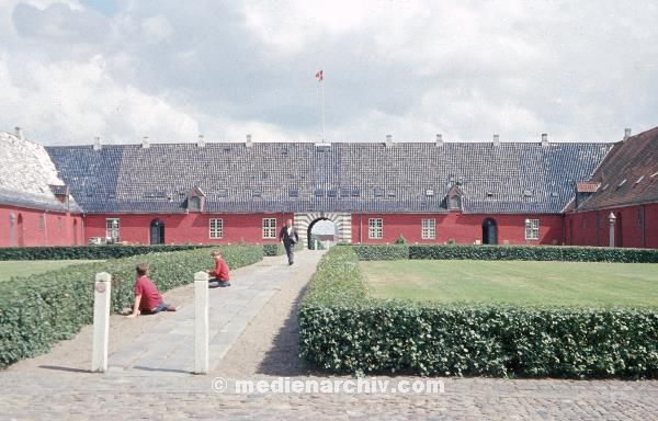 1967. Skandinavien. Norwegen. Bergen
1967. Skandinavien. Norwegen. Bergen.
Schlüsselwörter: 1967;Bergen;Norway;Norwegen;Skandinavien