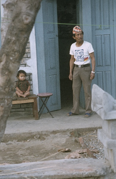 1982. Asien Nepal
1982. Asien. Königreich Nepal. Nepal Adhirajya.
 
Reise durch Indien und Nepal. Foto: Helga Müller
Schlüsselwörter: 1982;Asia;Asien;Nepal