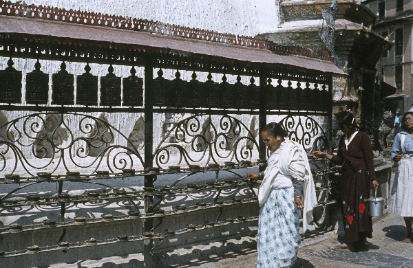 1982. Asien Nepal
1982. Asien. Königreich Nepal. Nepal Adhirajya.
 
Reise durch Indien und Nepal. Foto: Helga Müller
Schlüsselwörter: 1982;Asia;Asien;Nepal