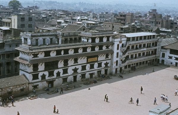 1982. Asien Nepal
1982. Asien. Königreich Nepal. Nepal Adhirajya.
 
Reise durch Indien und Nepal. Foto: Helga Müller
Schlüsselwörter: 1982;Asia;Asien;Nepal