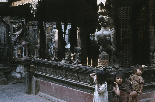 1982. Asien Nepal
1982. Asien. Königreich Nepal. Nepal Adhirajya.
 
Reise durch Indien und Nepal. Foto: Helga Müller
Schlüsselwörter: 1982;Asia;Asien;Nepal