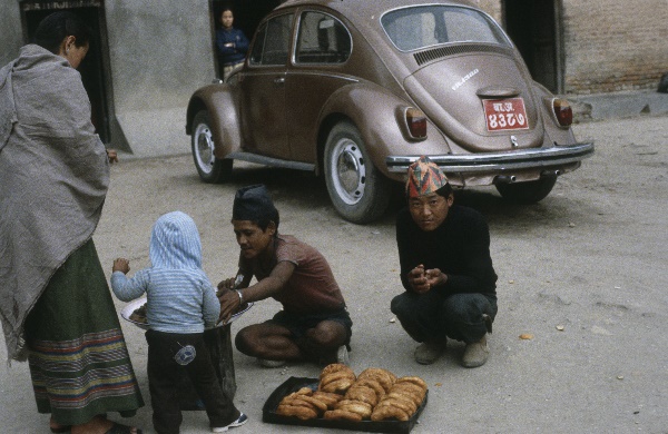 1982. Asien Nepal
1982. Asien. Königreich Nepal. Nepal Adhirajya.
 
Reise durch Indien und Nepal. Foto: Helga Müller
Schlüsselwörter: 1982;Asia;Asien;Nepal