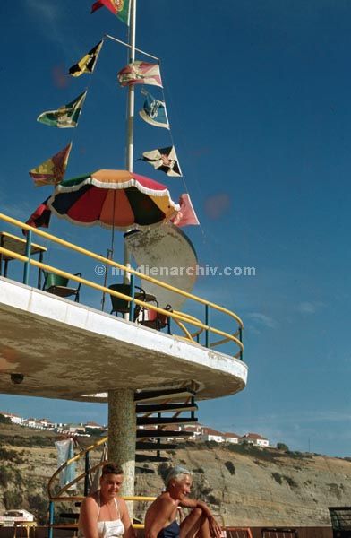 1963. Portugal.
1963. Portugal.
Schlüsselwörter: 1963;Fahnen;Flaggen;Portugal
