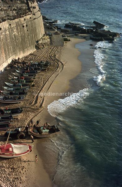 1963. Portugal.
1963. Portugal.
Schlüsselwörter: 1963;Atlantik;Meer;Portugal