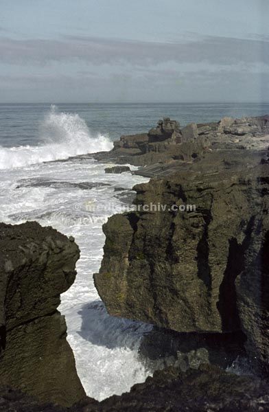 1963. Portugal.
1963. Portugal. Meer. Küste
Schlüsselwörter: 1963;Atlantik;Küste;Meer;Portugal