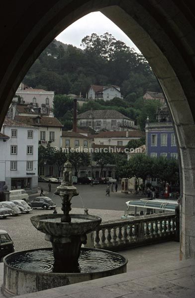 1963. Portugal.
1963. Portugal.
Schlüsselwörter: 1963;Portugal