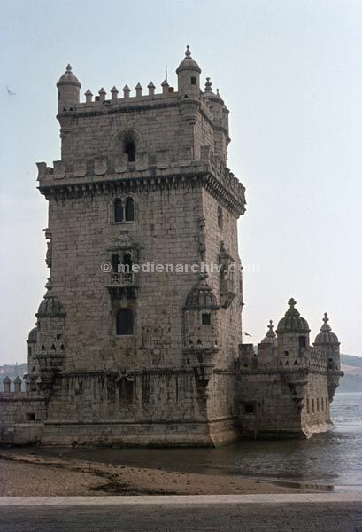 1963. Portugal.
1963. Portugal.
Schlüsselwörter: 1963;Lissabon;Portugal;Torre de Belem