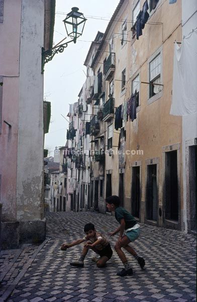 1963. Portugal.
1963. Portugal.
Schlüsselwörter: 1963;Portugal