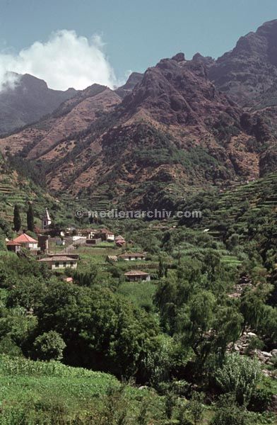 1968. Portugal. Insel Madeira.
1968. Portugal. Insel Madeira. Serra d´Agua.
Schlüsselwörter: 1963;Insel Madeira;Portugal