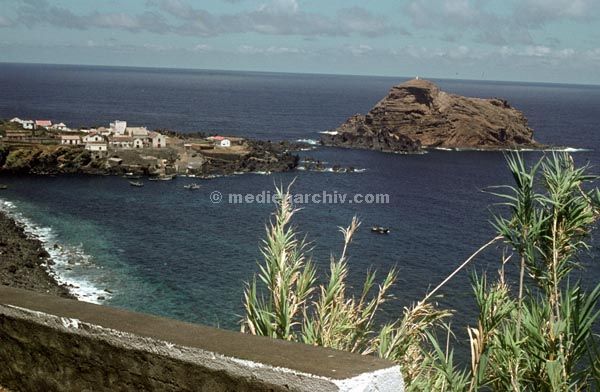 1968. Portugal. Insel Madeira.
1968. Portugal. Insel Madeira. Porto-Moniz.
Schlüsselwörter: 1963;Atlantik;Felsen;Insel Madeira;Meer;Portugal