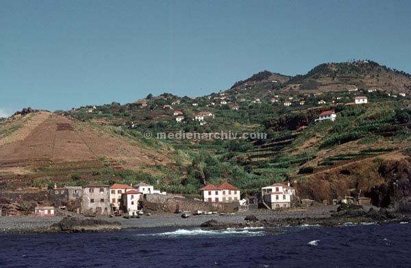 1968. Portugal. Insel Madeira.
1968. Portugal. Insel Madeira.
Schlüsselwörter: 1963;Atlantik;Insel Madeira;Meer;Portugal