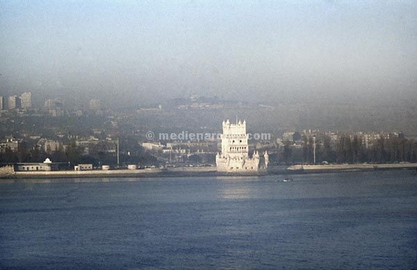 1976. Portugal.
1976. Portugal.
Schlüsselwörter: 1963;1976;Atlantik;Lissabon;Meer;Portugal;Torre de Belem