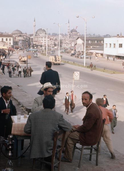 um 1970. Schwarzmeerfahrt. Türkei
Schlüsselwörter: Schwarzmeer;Türkei