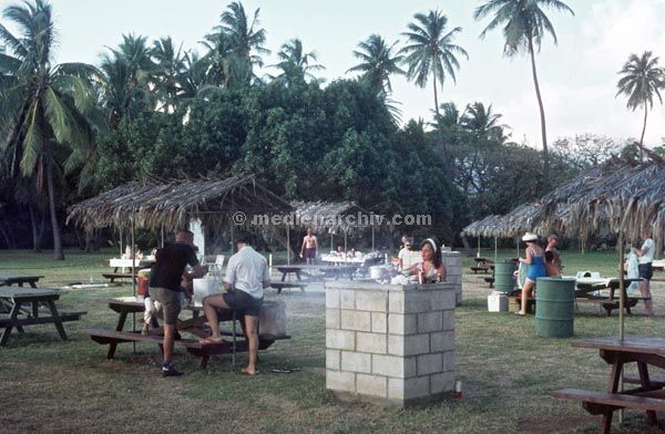 1966. USA. Hawaii.
1966. USA. Hawaii.
Schlüsselwörter: Hawaii.;USA