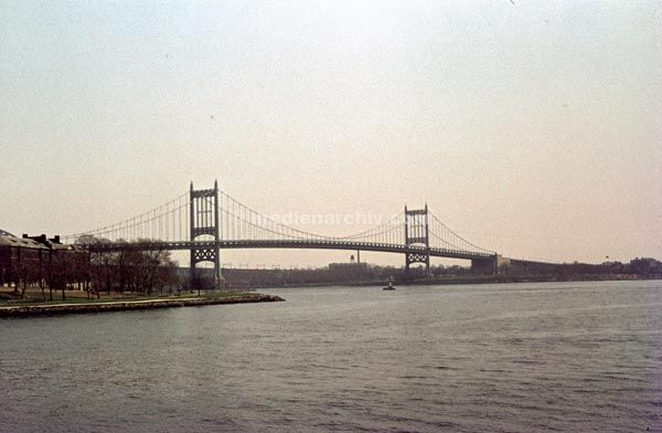 1966. USA. New York. Hudson River
1966. USA. New York. Brücke. Hudson River
Schlüsselwörter: Brücken;Hudson River;New York;USA