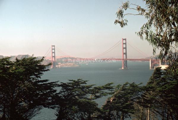 1978. USA. San Francisco. Golden Gate Bridge
1978. USA. Kalifornien. San Francisco. Golden Gate Bridge.
Schlüsselwörter: Brücke;Golden Gate Bridge;Kalifornien;San Francisco;USA