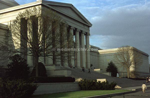 1966. USA. Washington.
1966. USA. Washington. National-Museum
Schlüsselwörter: 1966;National Museum;USA;Washington