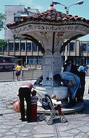 Bgr-198106-154.jpg