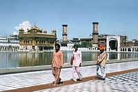 IND-Amritsar-1974-113~0.jpg