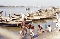 IND-Benares-1974-400.jpg