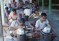 Idn---1980-231.jpg