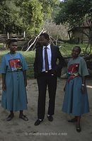 Dateiname=Kenia1991-122~0.jpg
Dateigröße=69KB
Abmessungen: 392x600
hinzugefügt am: 25. Oktober 2012 Kenia1991-122~0.jpg