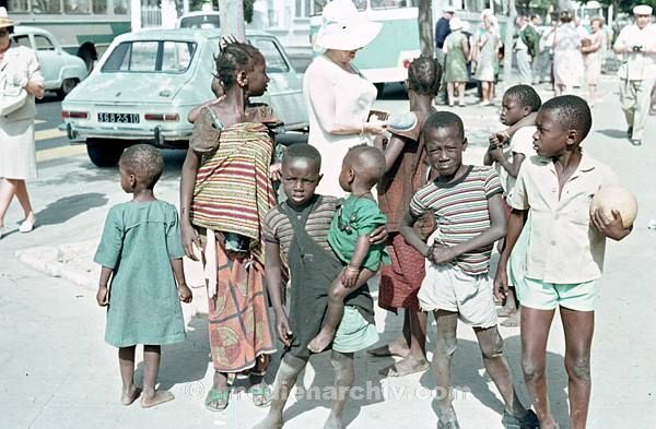 1969. Afrika. Senegal. Dakar. Kinder.