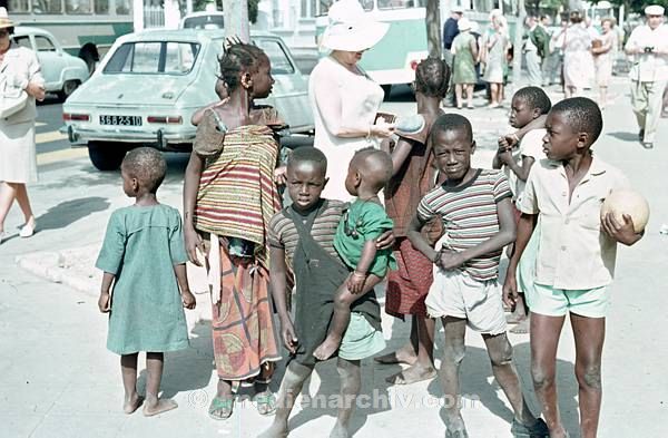 1969. Afrika. Senegal. Dakar. Kinder.