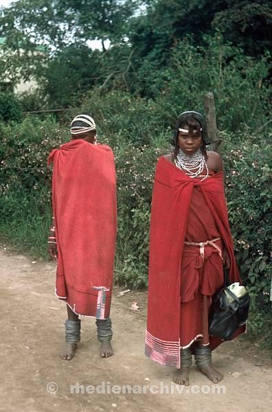 1975. Südafrika. Afrikaner in roten Decken