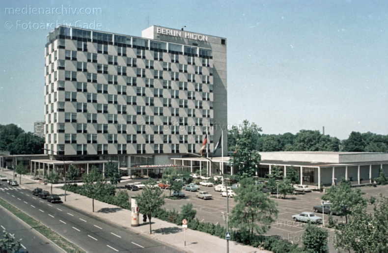 1975. Berlin. Charlottenburg. Hotel Berlin Hilton