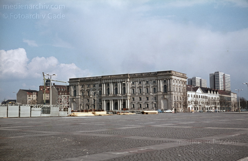 1967. Berlin. Mitte. Schloßplatz. Schlossplatz