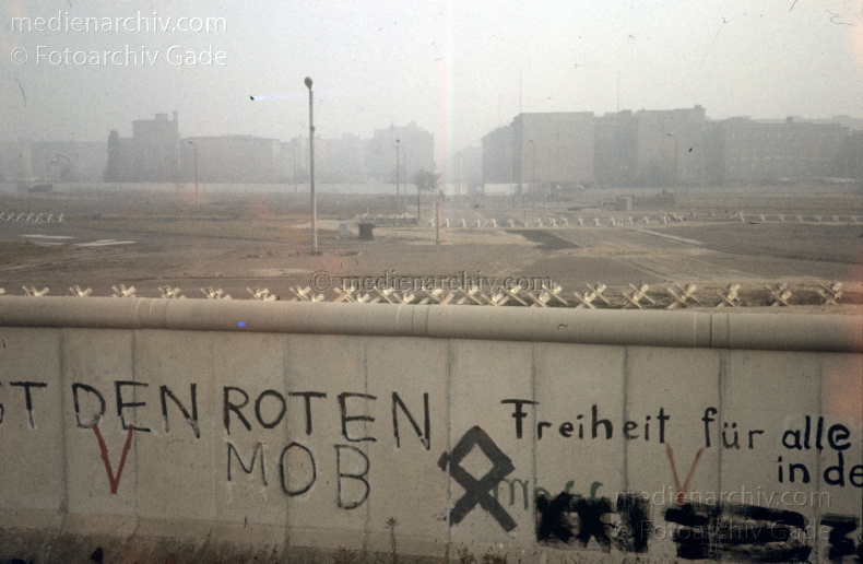 1980. Deutschland. DDR. Berlin. Berliner Mauer. Grenzstreifen zwischen Brandenburger Tor und Potsdamer Platz