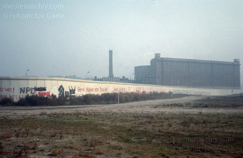 1980. Deutschland. DDR. Berlin. Berliner Mauer beim Potsdamer Platz.