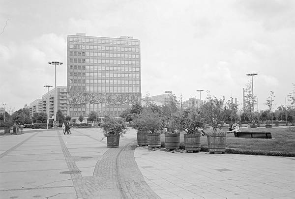 4. Juni 1990. Berlin. Berlin-Mitte. Alexanderplatz.