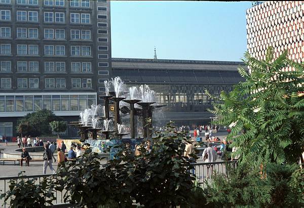 2. Oktober 1987. Berlin. DDR. Ostberlin. Berlin-Mitte. Alexanderplatz.