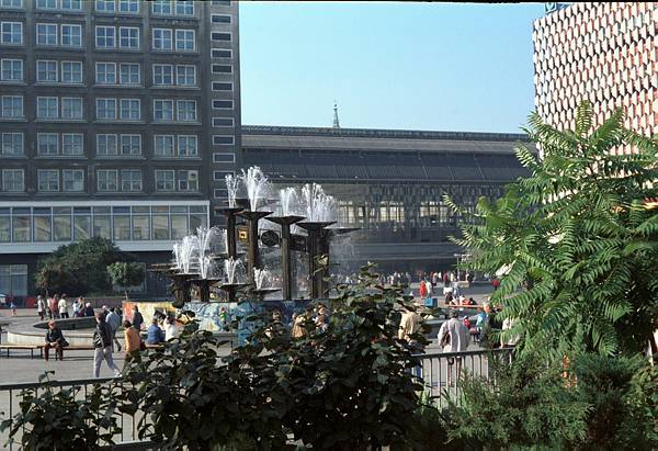 2. Oktober 1987. Berlin. DDR. Ostberlin. Berlin-Mitte. Alexanderplatz.