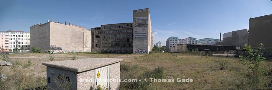 22. 9. 2010. Berlin. Berlin-Mitte. Chaussestrasse BND - Baustelle. Bundesnachrichtendienst. (Panorama aus mehreren Einzelfotos)