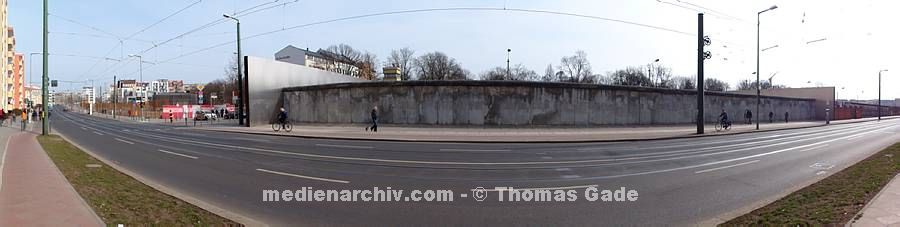 12. 3. 2011. Berlin. Berlin-Mitte. Bernauer Stra?. Ehemaliger Mauerstreifen. Gedenkst?e Berliner Mauer - Berlin Wall Memorial
