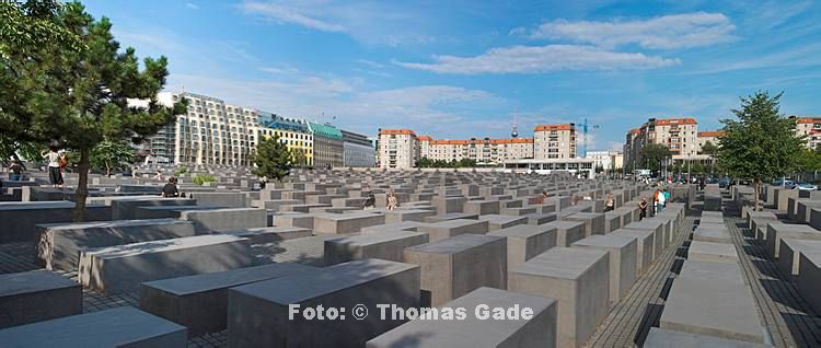 19. 8. 2007. Berlin. Berlin-Mitte. Holocaust Denkmal