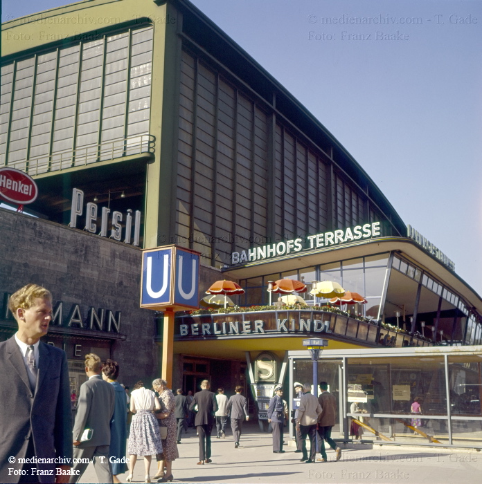 1961. Bahnhof Zoo