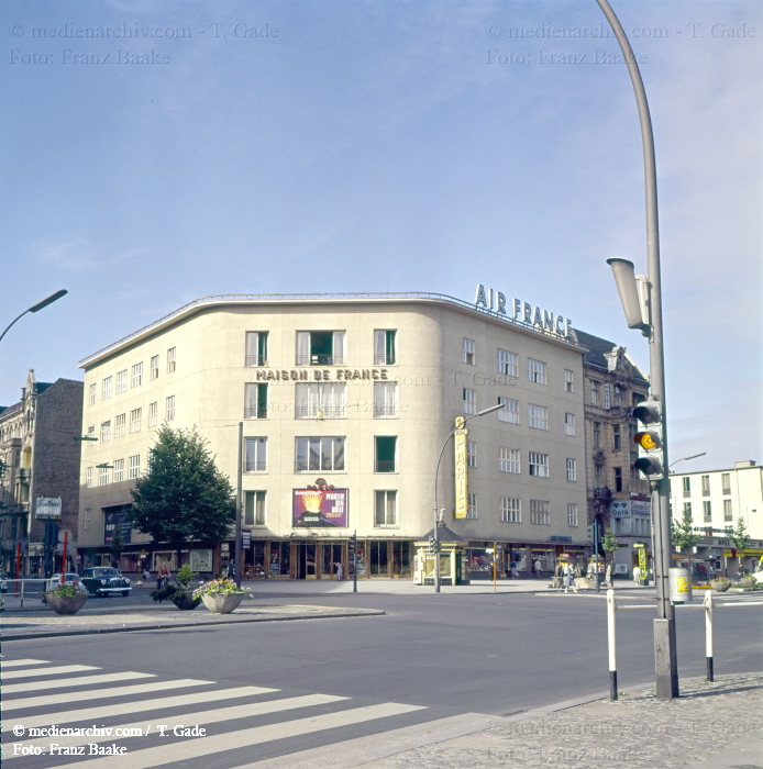 1961. Kurfürstendamm. Maison de Franc. Air France