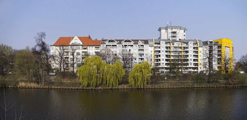 30. 3. 2007. Berlin. Mitte. Wedding. Nordufer. Berlin-Spandauer-Schifffahrtskanal