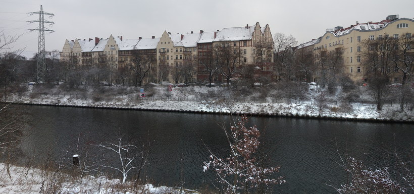30. 12. 2009. Berlin. Mitte. Wedding. Nordufer. Berlin-Spandauer-Schifffahrtskanal. Winter. Schnee