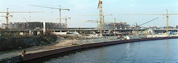 MÃ¤rz 2002. Berlin. Berlin-Mitte. Tiergarten. Baustelle Lehrter/ Bahnhof Hauptbahnhof. (Panorama aus mehreren Einzelbildern)